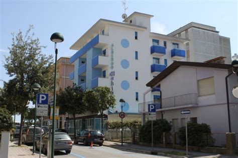 Touristic website of Lignano Sabbiadoro, hotels and apartments in lignano