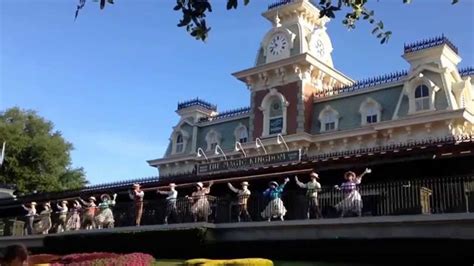 Walt Disney World Magic Kingdom Good Morning Song 51415 Youtube