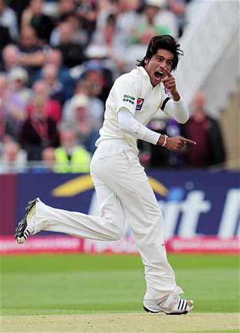 I Feel Sorry For Mohammed Amir Says Shoaib Akhtar Rediff Cricket