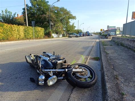 Grave Incidente Stradale Sulla Strada Provinciale A Treglio Scontro