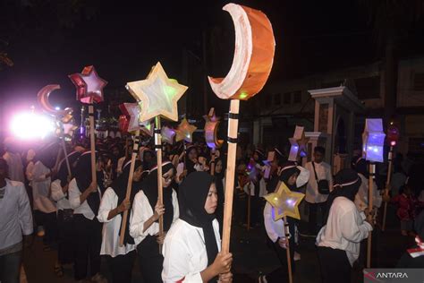 Takbir Keliling Sambut Idul Fitri Syawal H Antara News