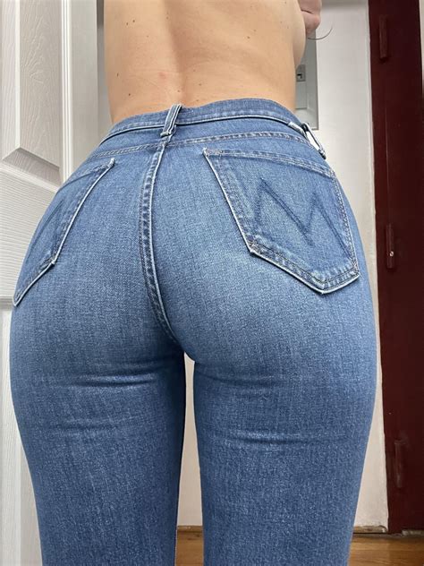 Dm Me On Onlyfans If You Want A Video Of Me In These Jeans 😇 R