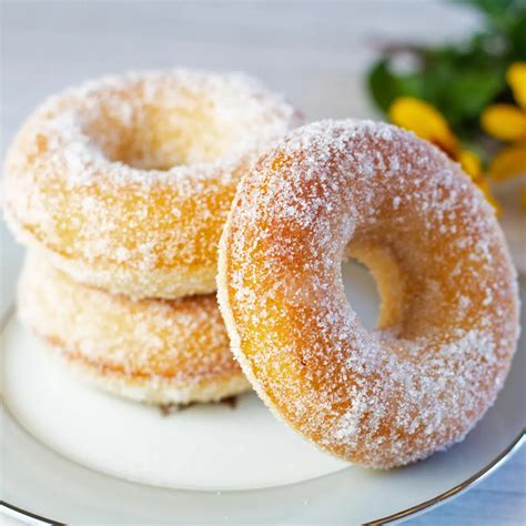 Lemon Sugar Baked Donuts: Easy Breakfast Doughnut Recipe