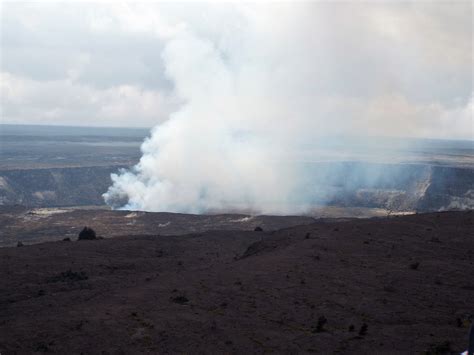 Kilauea Volcano, Hawaii Volcanoes National Park 2017 (With images ...