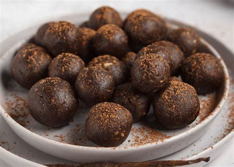 Trufas veganas detox fáciles y deliciosas