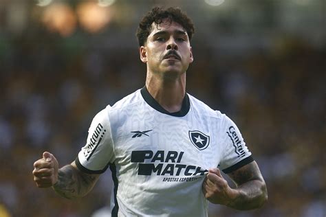 Lucas Halter lamenta derrota do Botafogo para o Criciúma e diz que