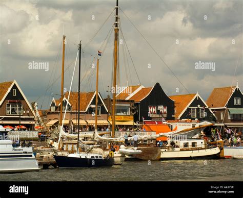 Volendam fishing village harbour The Netherlands Stock Photo - Alamy