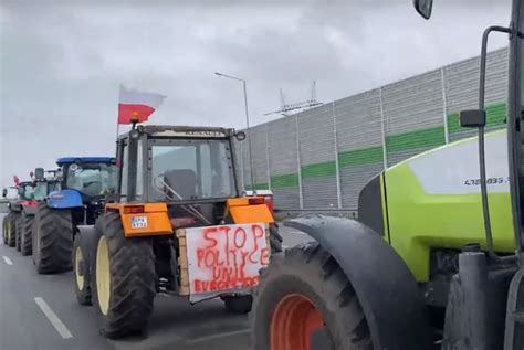 Skandaliczny transparent na proteście rolników MSZ reaguje Radio