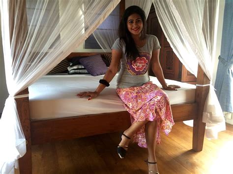 piumi hansamali hot එවව Aluth LK Gossip