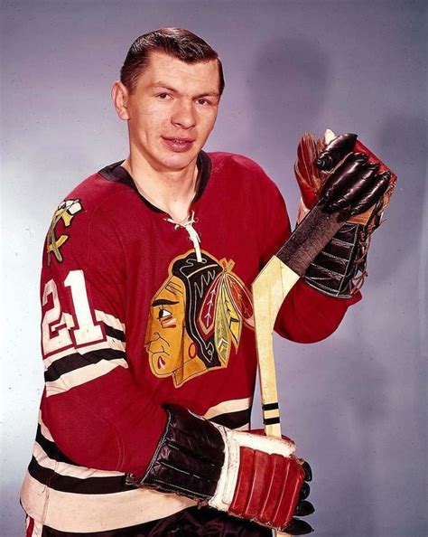 Stan Mikita (Ice Hockey Player) ~ Bio with [ Photos | Videos ]