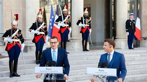 Wizyta polskiego premiera w Paryżu Mateusz Morawiecki spotkał się z