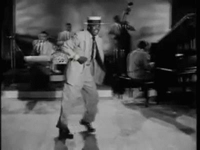 Bill Bailey moonwalking in 1955, decades before Michael Jackson : gifs