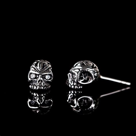 Jeulia Punk Style Skull Titanium Steel Men S Earrings Jeulia Jewelry