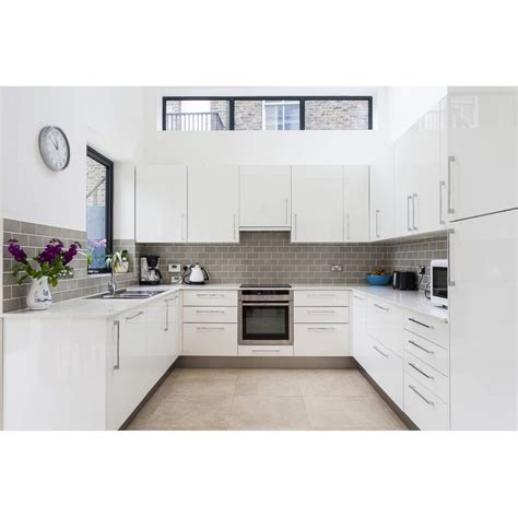 Luxury Apartment White High Gloss Lacquer Kitchen Cabinet Aisdecor