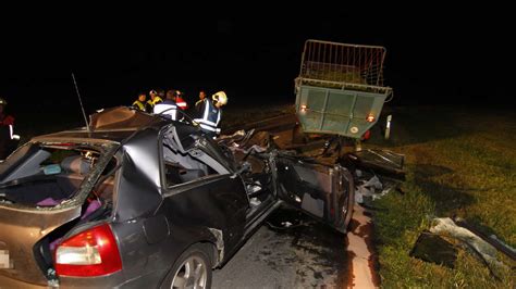 Saaldorf Surheim Schwerer Unfall Bei Schign