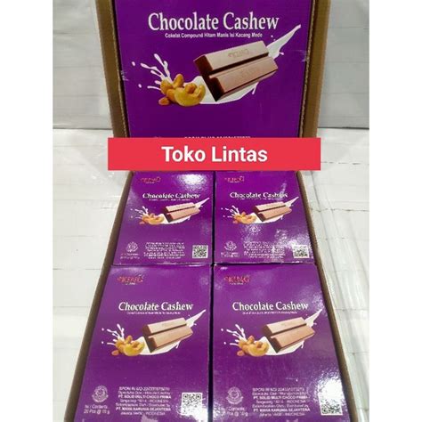 Jual Cokelat Compound Hitam Manis Isi Kacang Mede Chocolate Cashew Dus