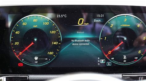 Mercedes Benz A B Class Digital Cockpit Display 7 Vs 10 25 YouTube