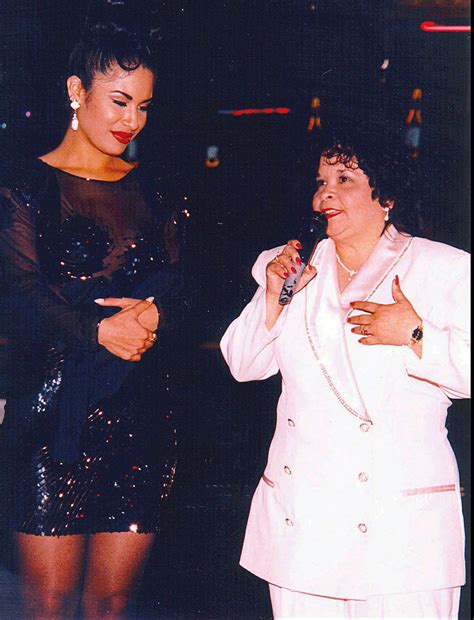 why did yolanda saldivar kill selena 3
