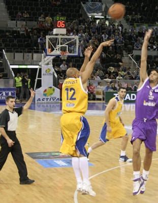 TRES JUGADORES QUE HAN PASADO POR EL ESTU ENTRE LOS MEJORES