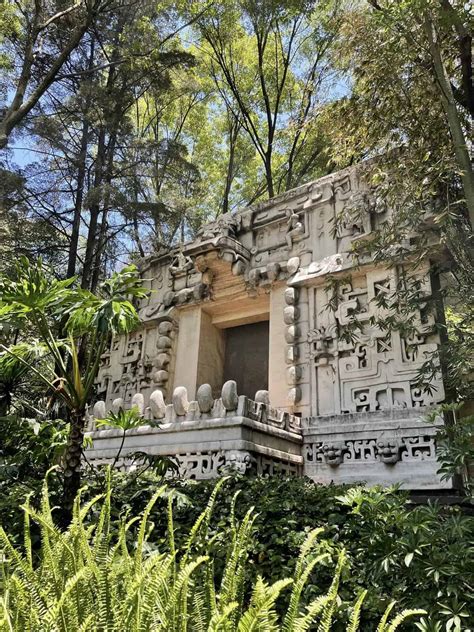 28 Mexico City Travel Tips from a Local [Updated for 2025]