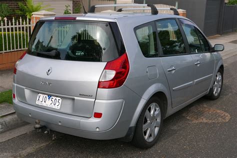 Renault Grand Scenic I Phase II 1 9 DCi 130 Hp FAP Automatic