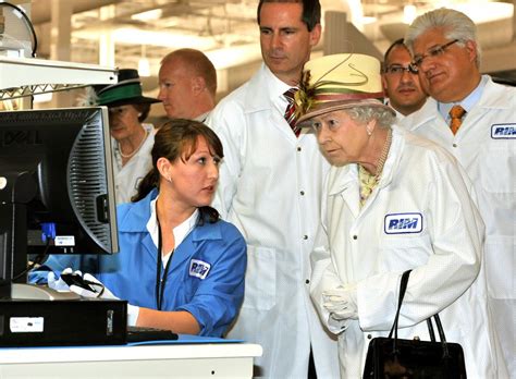 Queen Elizabeth Looking At New Technology Is All Of Us Looking At New