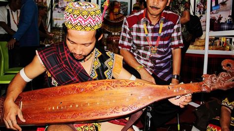 The History Of The Sape It Was First Discovered By The Dayak Kayaan