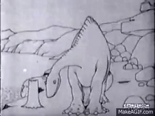 Gertie the Dinosaur (Winsor McCay, 1914) on Make a GIF