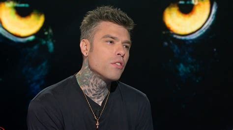 Cosa è successo tra Fedez Guè Marra e Fibra la storia dietro l