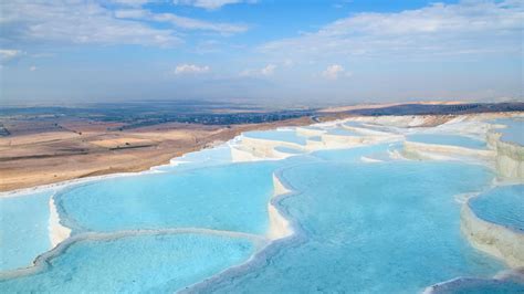 Kalksinterterrassen von Pamukkale in der Türkei eine