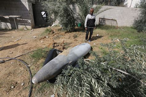 Gaza threat from unexploded bombs | Daily Sabah