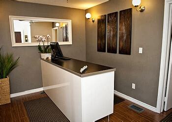 3 Best Massage Therapy in Windsor, ON - Expert Recommendations