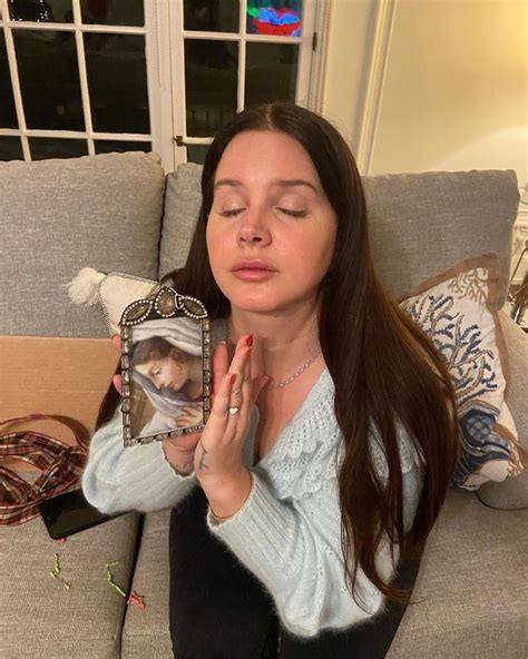 Pin by 𐙚 on 𝖑𝖆𝖓𝖆 𝖉𝖊𝖑 𝖗𝖊𝖞 Lana del rey Lana del ray Lana del