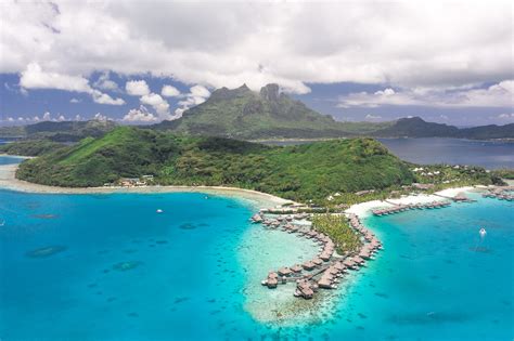 Best hotels on Bora Bora for a Photo session - Paulina Cadoret