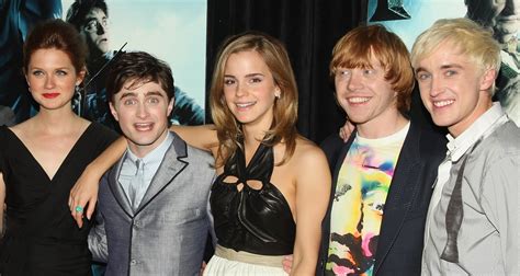 ‘Harry Potter’ Cast Has Mini Reunion For The Holidays! | Bonnie Wright ...