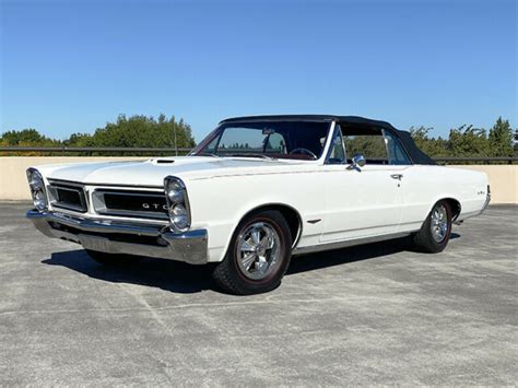 2018 GTOAA Nationals Concours Gold Award Classic Pontiac GTO 1965 For