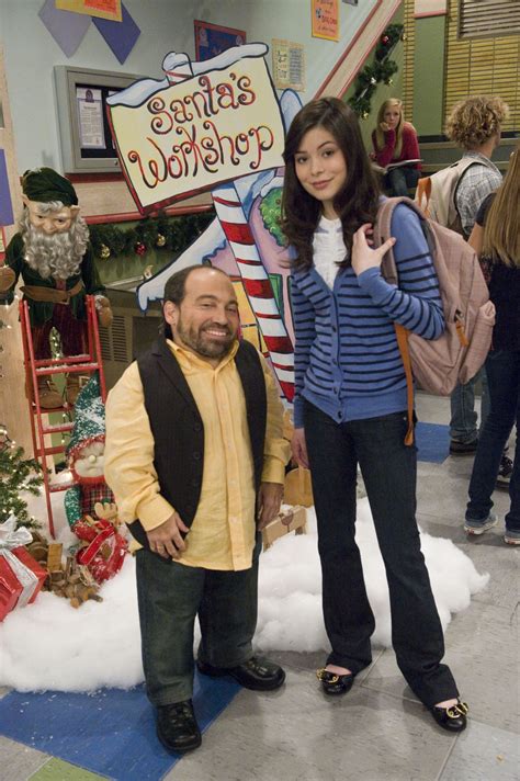 iChristmas - iCarly Photo (33276179) - Fanpop