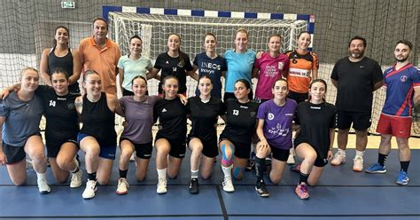 Handball Nationale F Minine Dole Chaussin Veut Commencer De La