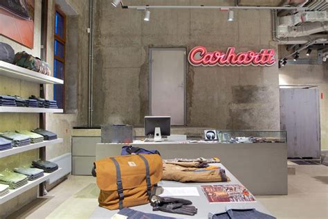 Carhartt store, Moscow » Retail Design Blog | Store interiors, Store ...