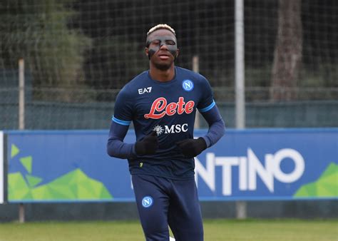 Napoli Lesione Di Secondo Grado Al Bicipite Femorale Destro Per Victor