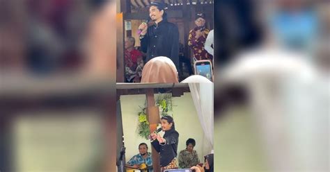 Viral Momen Duta Sheila On Lagi Lagi Nyanyi Di Acara Kondangan