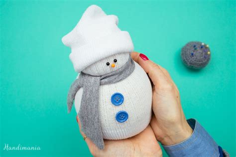 No Sew Sock Snowman Snowman Crafts Diy Sock Crafts Christmas Projects