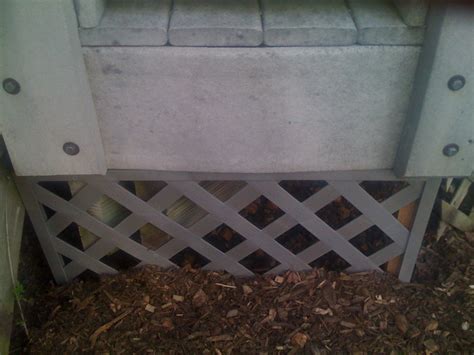 spikes  everyday life deck lattice