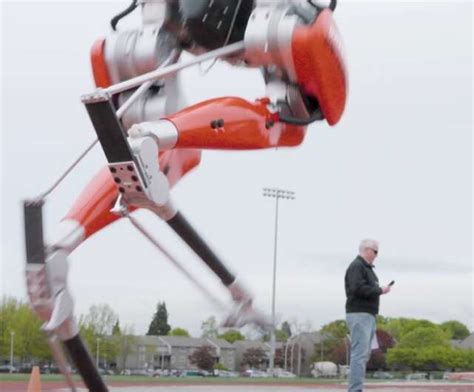 Cassie The Running Robot Achieves Guinness World Record In 100 Meter Dash In Oregon