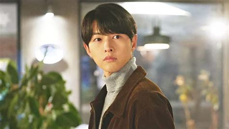 Reborn Rich And Song Joong Ki Terus Menguasai Peringkat Drama Dan Aktor Paling Populer Viu