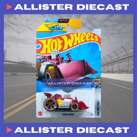 MERAH Hot Wheels Speed Dozer Red Hotwheels Speed Dozer Red Hot Wheels Lets Race HW Metro