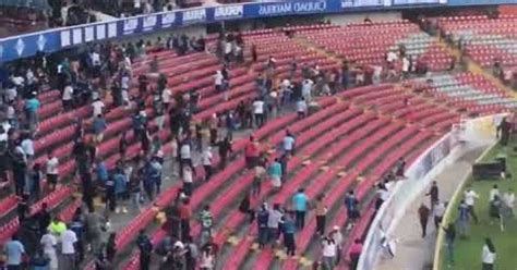 Pelea Atlas Vs Querétaro En Estadio Corregidora