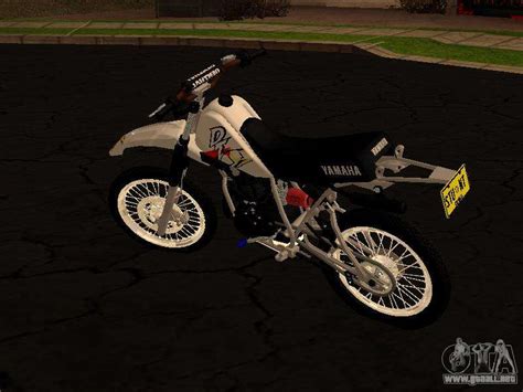 Yamaha DT 175 Stunt Para GTA San Andreas