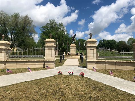 Clinton Herald - Obituaries posted today and accessible... | Facebook