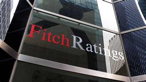 Fitch Downgrades 4 Egyptian Banks To B With Negative Outlook